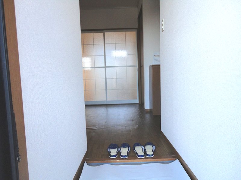 シェリールＭ・Ｔ 玄関