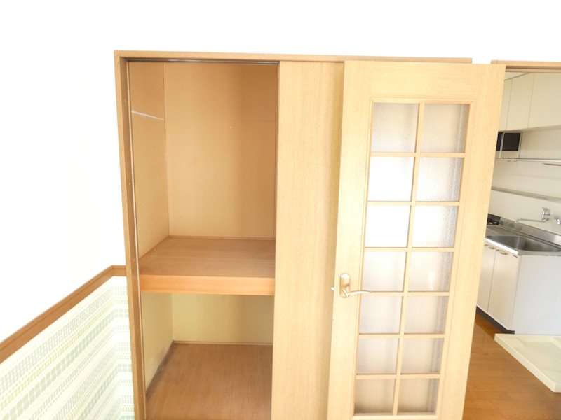 シャイニングタウン 収納