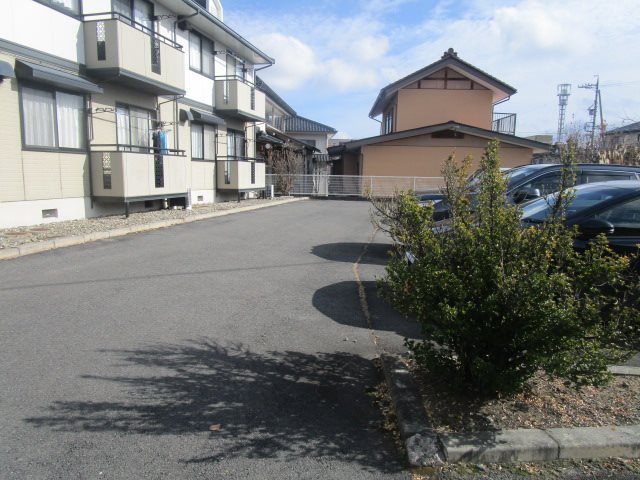 Ａ　ｄｒｅａｍ　三輪 駐車場