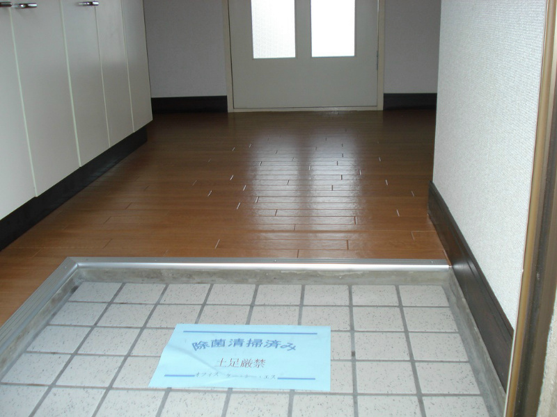 レジデンス赤羽 玄関