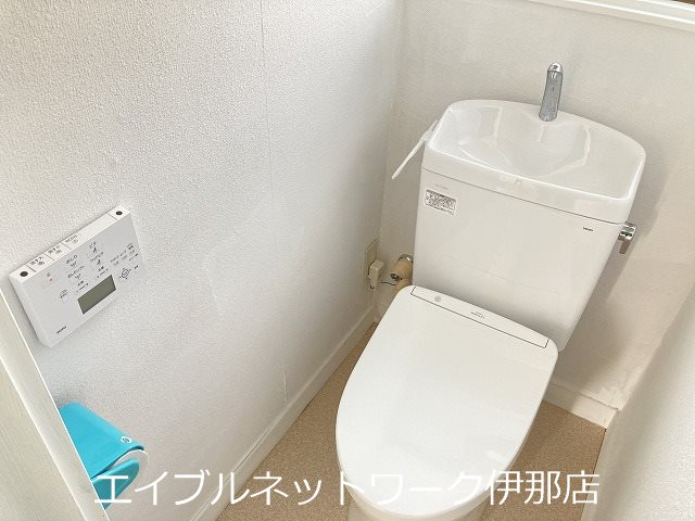 狐島住宅　2 トイレ