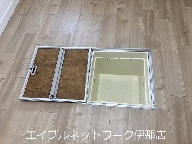 狐島住宅　2 収納