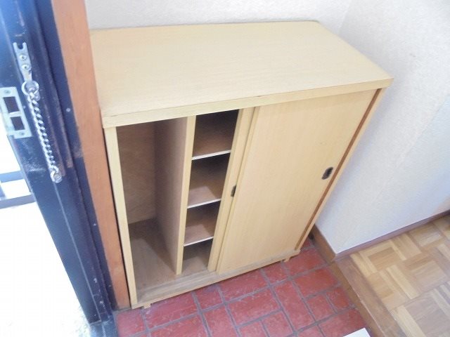 塚田コーポ 玄関
