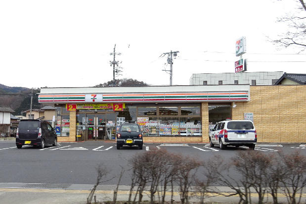 カーサ　マールム コンビニ