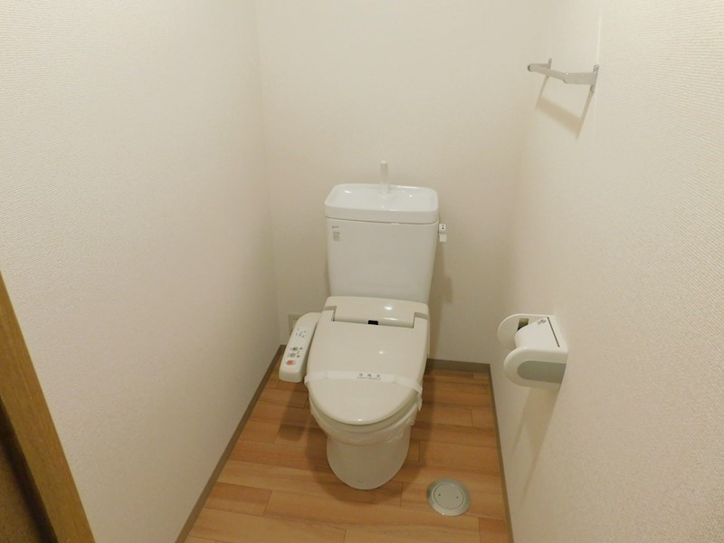 エクシブ広丘駅東Ｂ トイレ