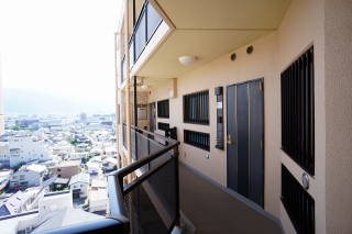 ダイアパレス松本中央 玄関
