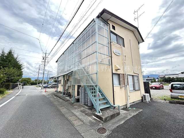 イーストワン 外観