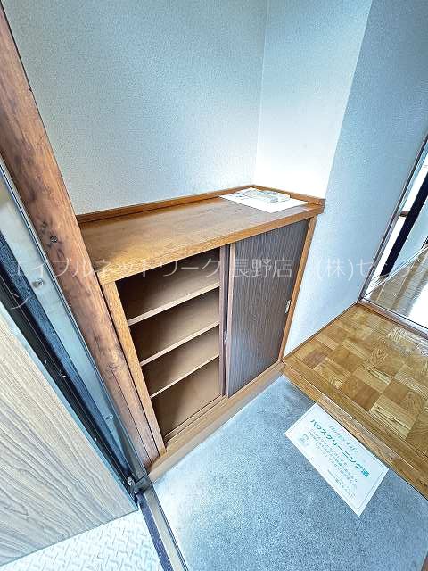 イーストワン 玄関