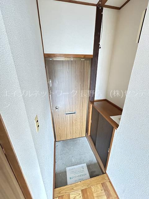 イーストワン 玄関