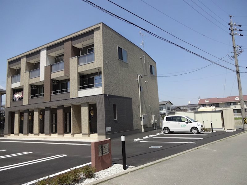 ヴィラヒロタC 駐車場