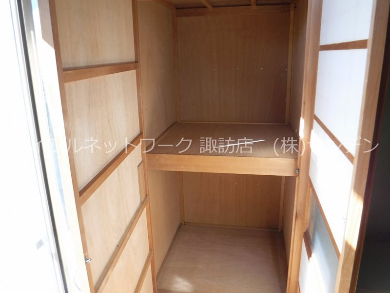 塚原戸建 収納