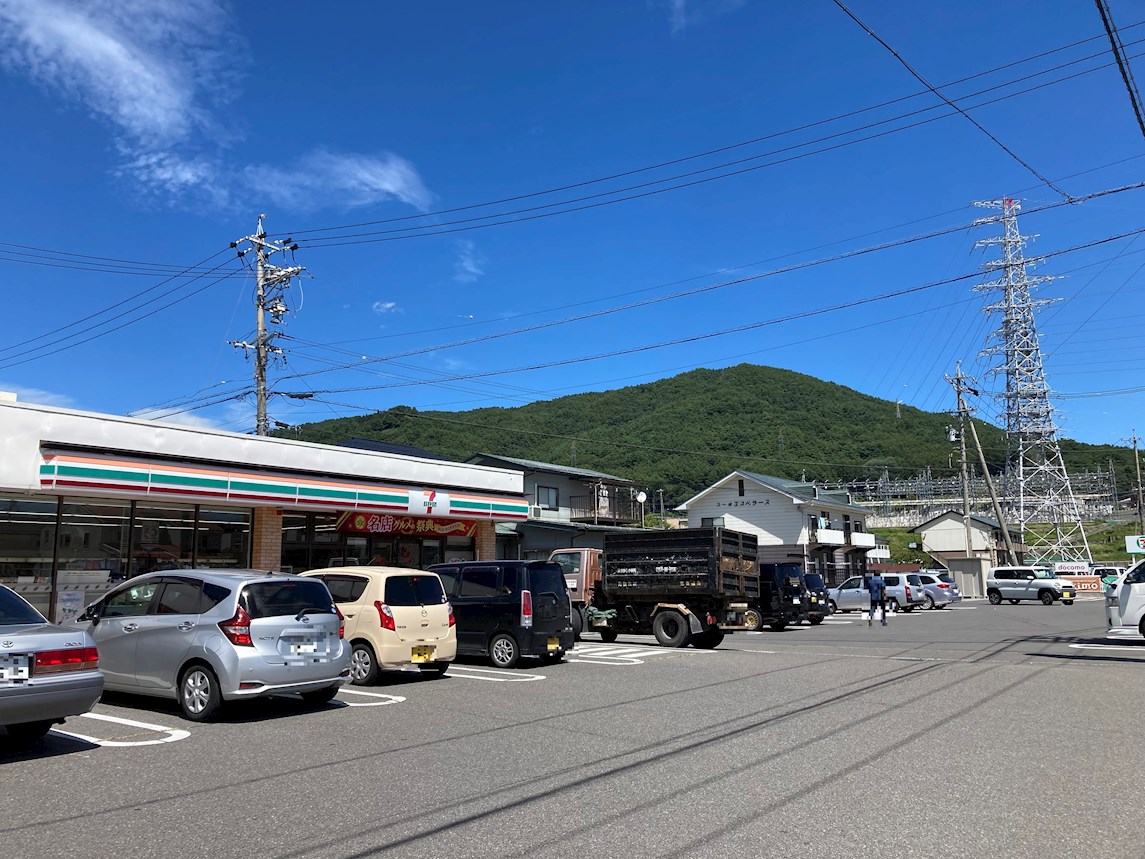 塚原戸建 コンビニ