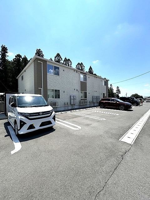 アグレアーブルA 駐車場