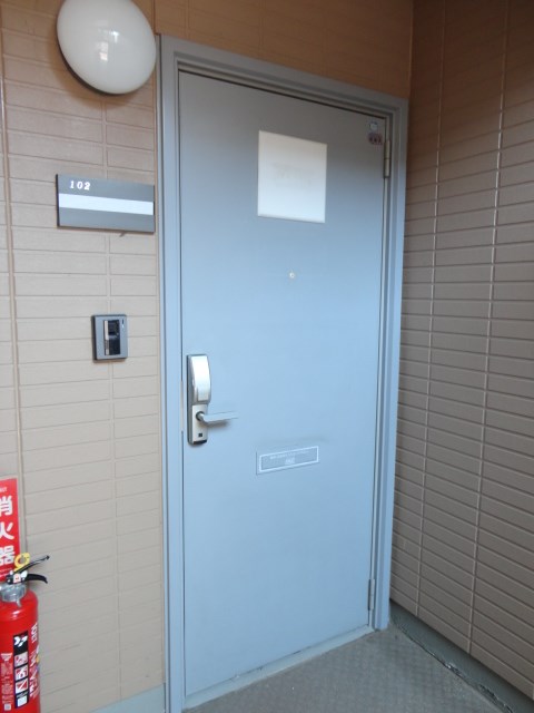 ディアスみやざわＢ 玄関