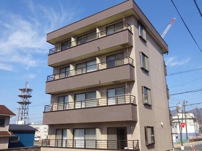 キャッスルヨシカワB 外観