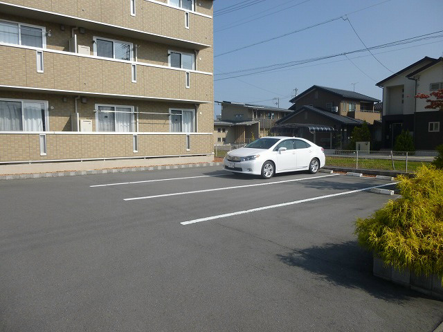 パークサイド 駐車場