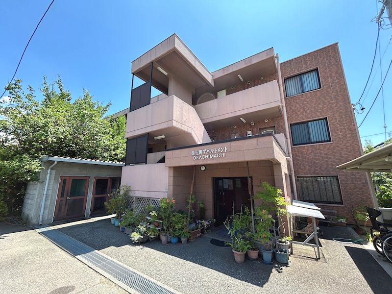 徒士町アパルトメント 外観