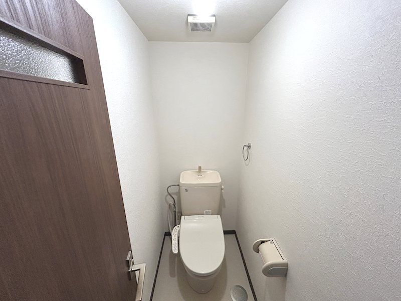 徒士町アパルトメント トイレ