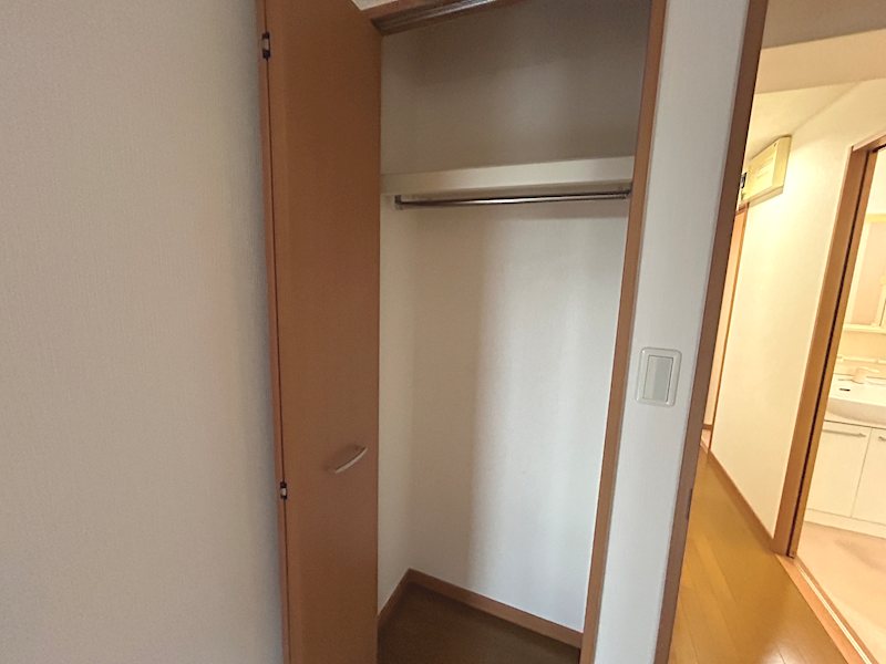 ヴィラージュ山辺Ｂ 収納