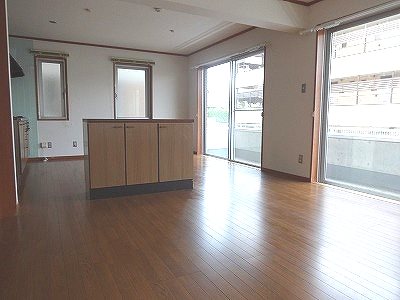 セントラルコーポ城山 リビング