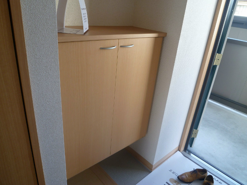 ヴェルドミール 玄関