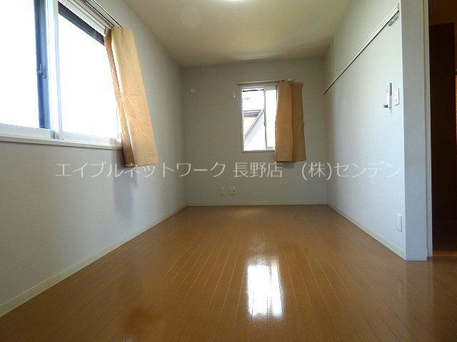 アルファ稲田 その他