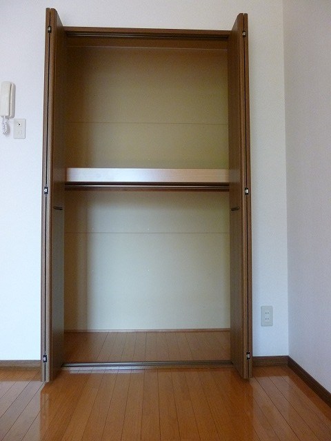カーサ箱清水１ 収納