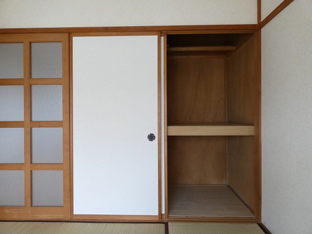 長野県伊那市御園1013-232 収納