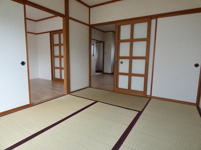 長野県伊那市御園1013-232 リビング
