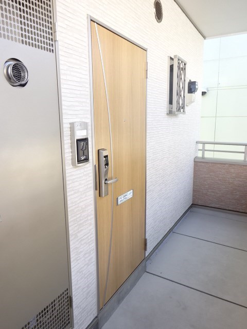カーサ箱清水2 エントランス