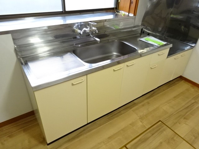 新山ニュータウン平家一戸建 キッチン