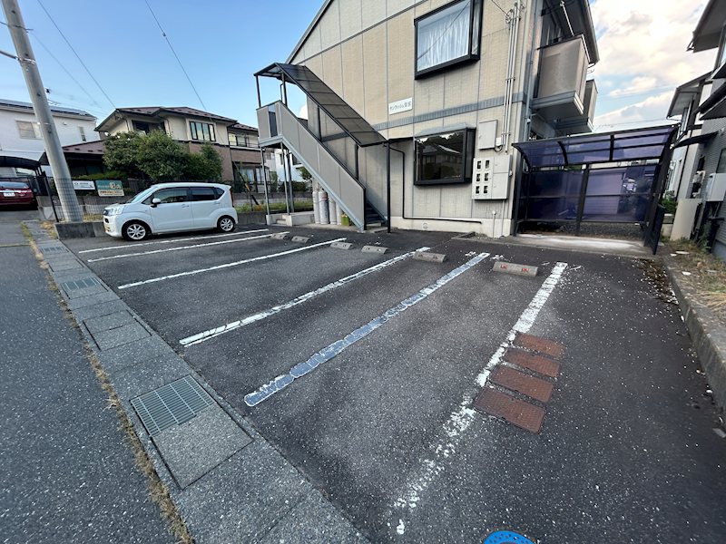 サンウィッシュ柴宮 駐車場