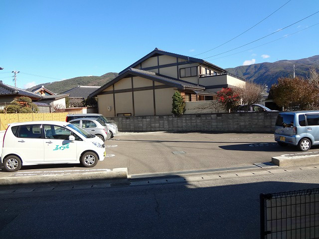 ボニート 駐車場