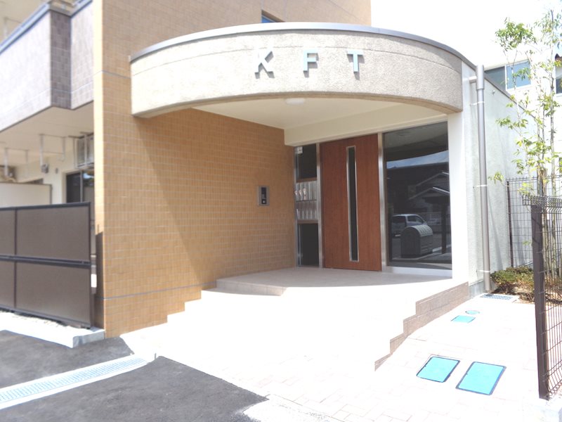KFTマンション エントランス