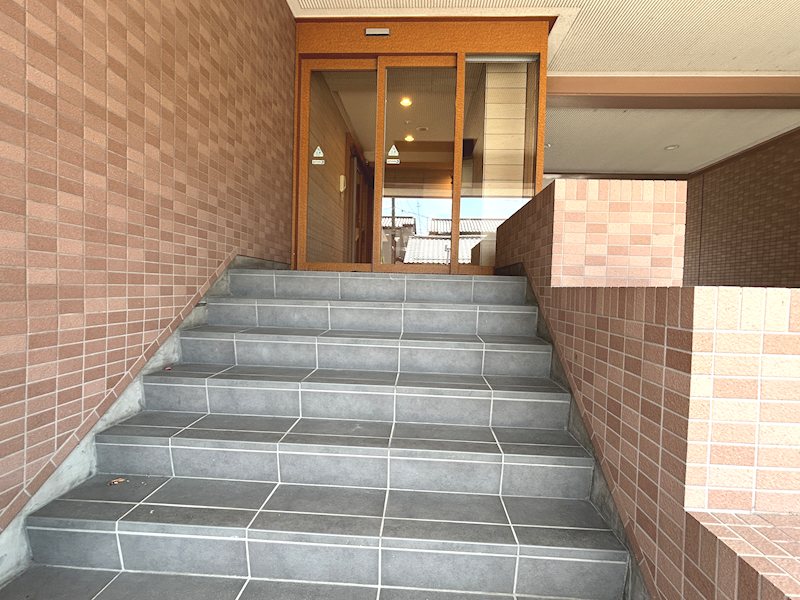 グランビュー東和庄内 エントランス