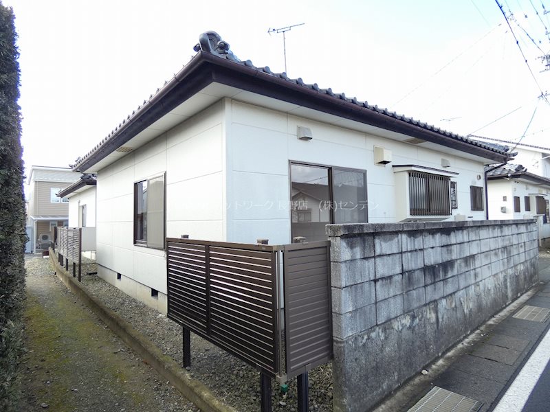 市川貸家 外観