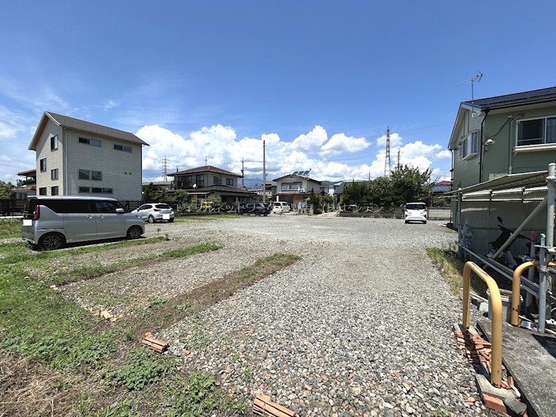 サンライズヴィレッジＡ棟 駐車場