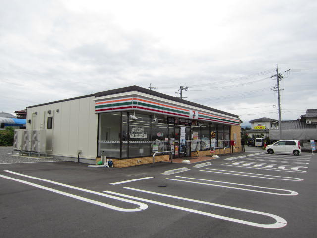 アクアマリンKOSHIBA コンビニ