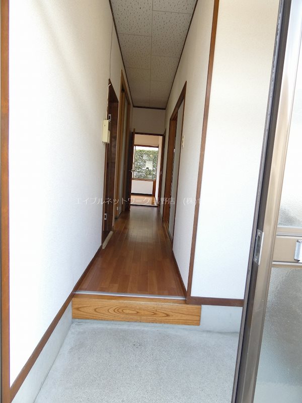 市川貸家 玄関