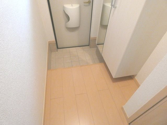 アークス川手Ｂ 玄関