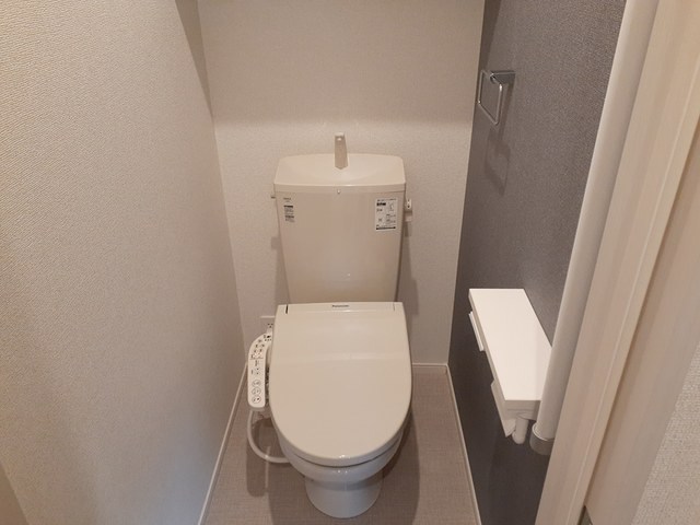 アヴニールB トイレ