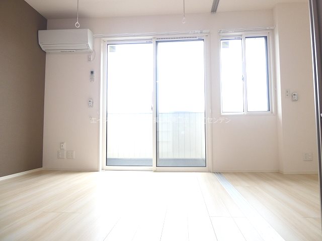 サンセール若里 リビング