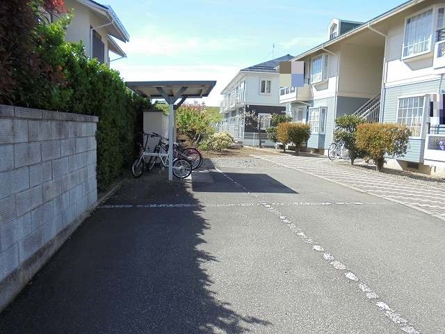 グリーンハイツミヤザワＡ棟 駐車場