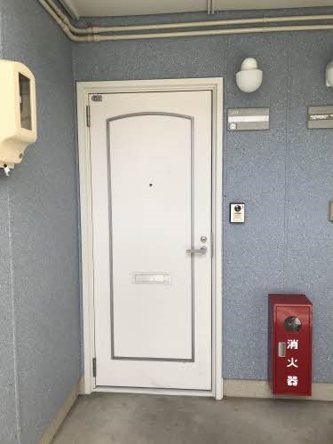 フレグランス上原 玄関