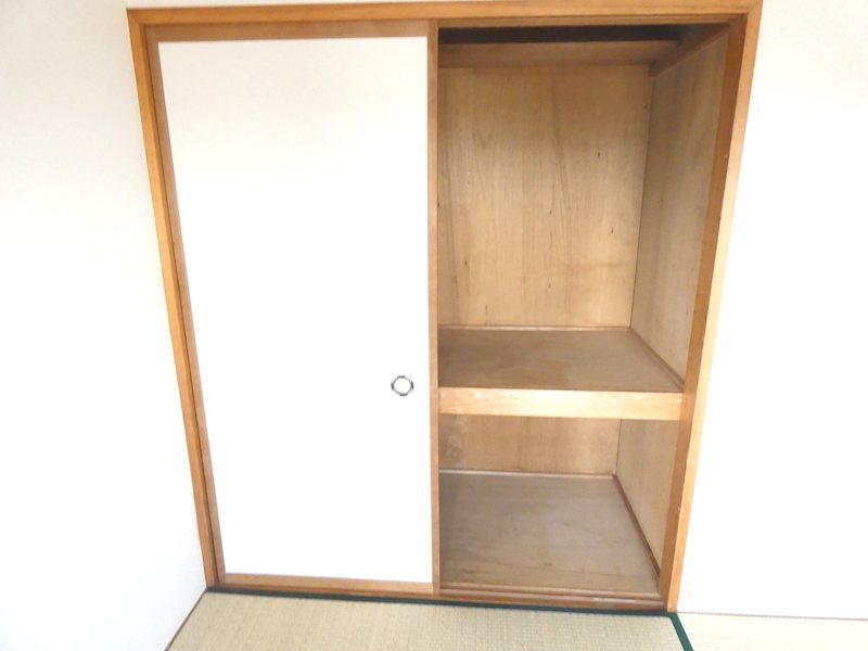 グランデ松本 収納