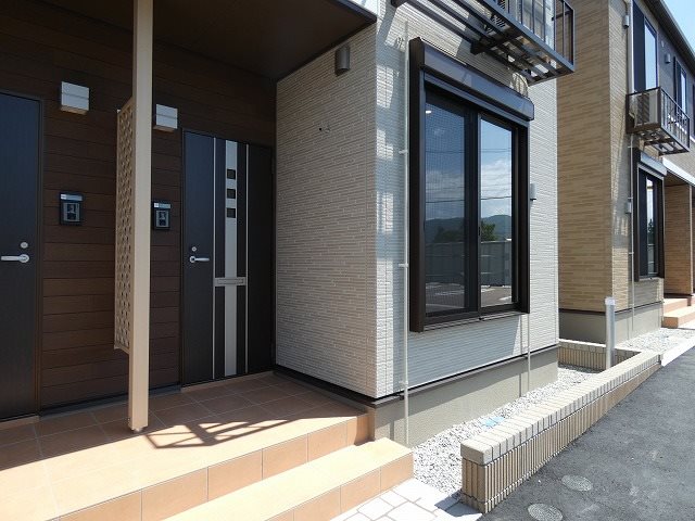 サニーテラス　A エントランス