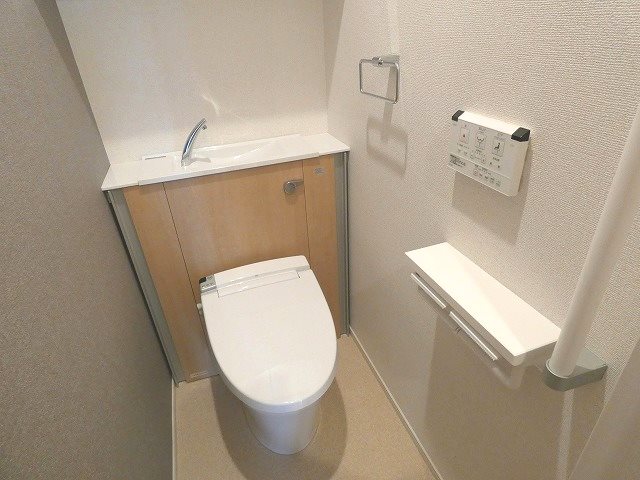 サニーテラス　A トイレ
