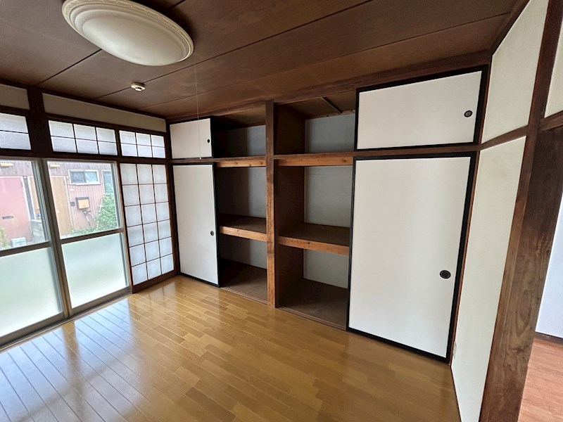 大井荘2号棟 収納