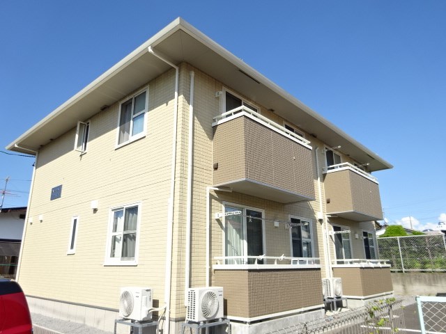 アルシャヴィン 外観