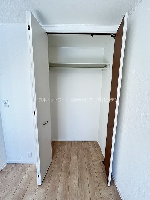 アテンションハイム三輪 収納